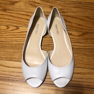 Nine West size 9 white open toe flats
